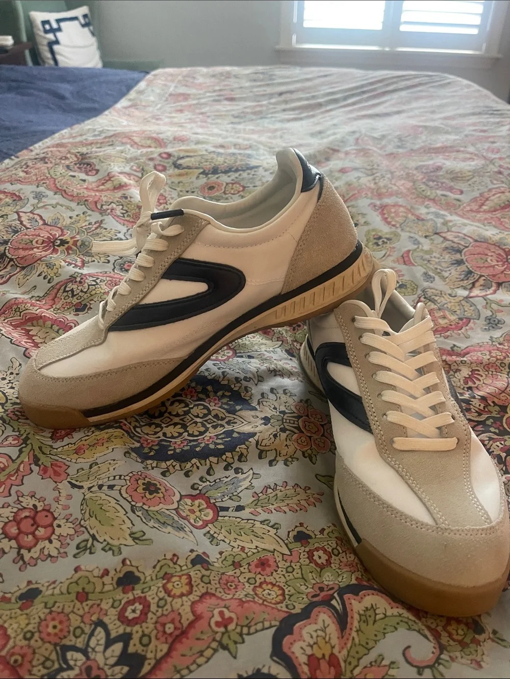 Tretorn white and navy Low-Top Lace-Up Sneakers